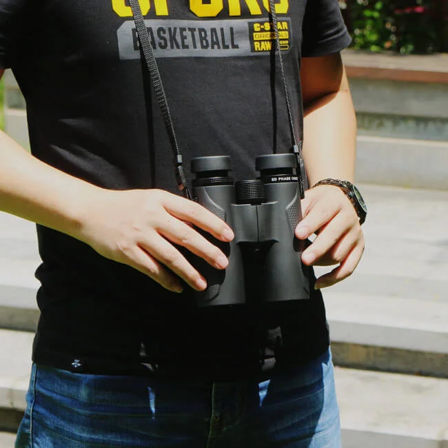 Бинокль SVBONY 10x42 ED (SV202)