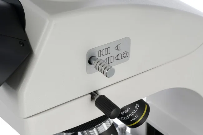 Микроскоп цифровой Levenhuk MED D45T LCD, тринокулярный Микроскоп цифровой Levenhuk MED D45T LCD, тринокулярный