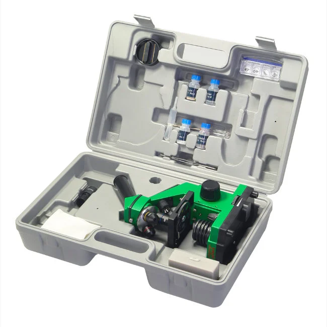 Микроскоп школьный Микромед Эврика 40х-400х в кейсе (лайм) Микроскоп школьный Микромед Эврика 40х-400х в кейсе (лайм)