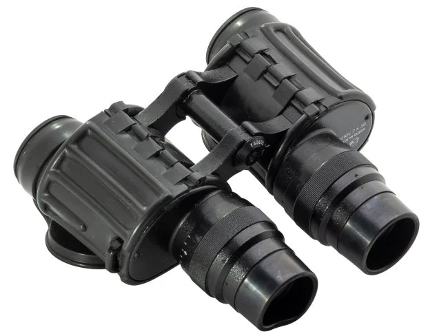 Бинокль КОМЗ БПОс 7x30 с сеткой